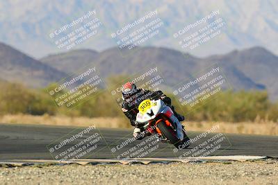 media/Mar-26-2022-CVMA (Sat) [[4461a8f564]]/Race 12 Amateur Supersport Middleweight/